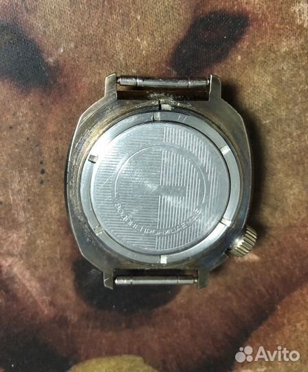 Пограничные мужские наручные часы