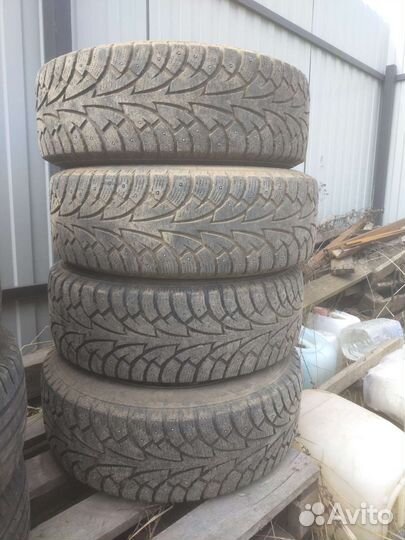 Hankook Winter I'Pike 195/65 R15