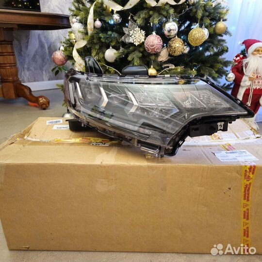 Фара правая митсубиси аутлендер