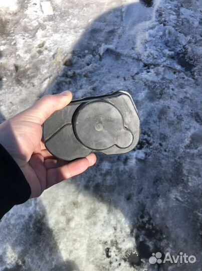 Дросельная заслонка mercedes 210. 2.8. 104. 945