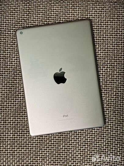 iPad 2017 128 Gb Wi-Fi Space Gray