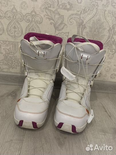 Сноубордические ботинки женские