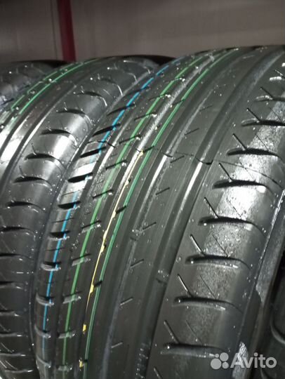 Viatti Strada Asimmetrico V-130 215/55 R16 93V