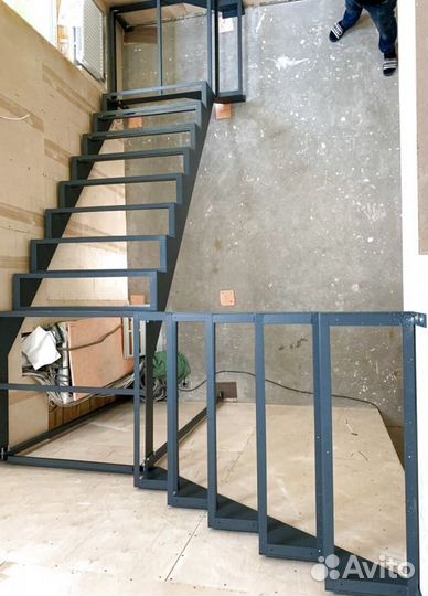 Лестницы с поворотом