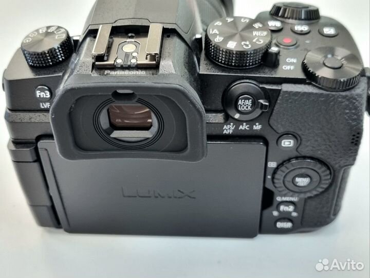 Фотоаппарат Panasonic Lumix DC-G95