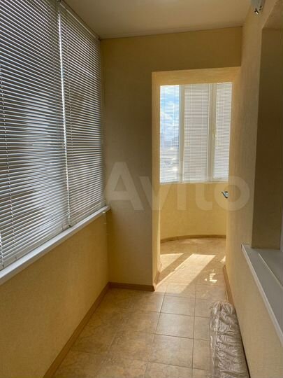 2-к. квартира, 72,1 м², 8/16 эт.