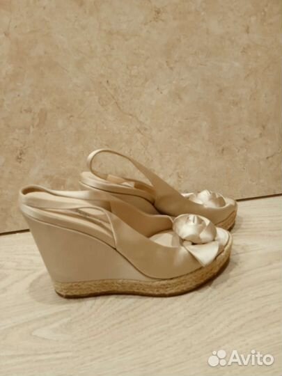 Босоножки женские Prada 38,5 размер
