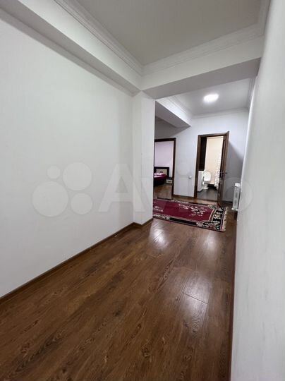 2-к. квартира, 84 м², 4/9 эт.