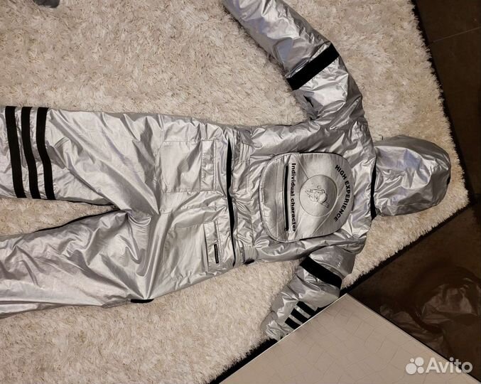Горнолыжный комбинезон женский 42 44