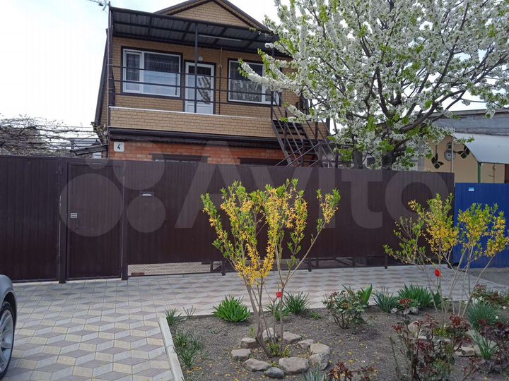 Комната 30 м² в 2-к., 2/2 эт.