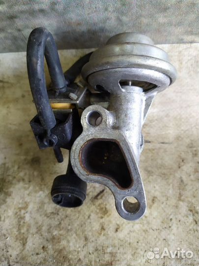 Клапан возврата отработавших газов, Mercedes