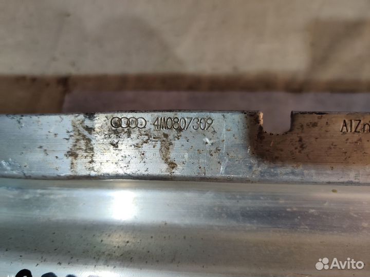 Audi Q7 15- Усилитель бампера 9803