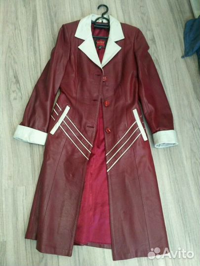 Кожаный плащ