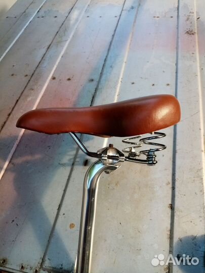 Седло, сиденье для велосипеда с подседельным