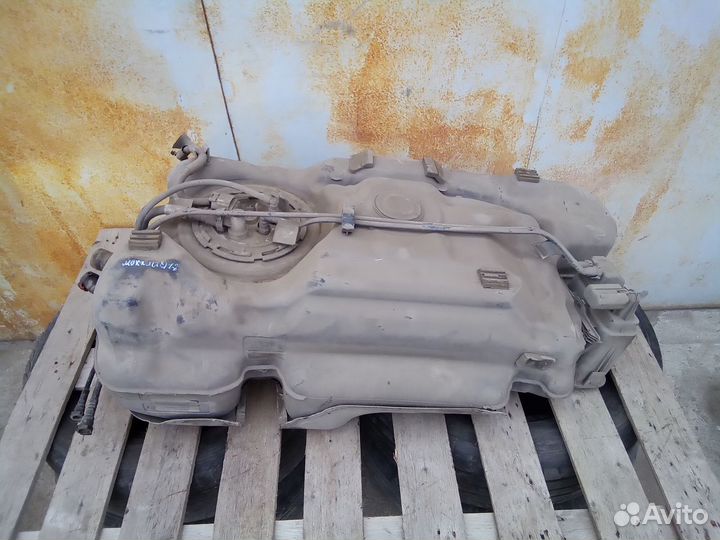 Топливный демпфер опель мокка 1. Бензобак opel mokka 1. Опель мокка бензобак. Привод замка бензобака опель мокка. Бензобак на опель корса 2.