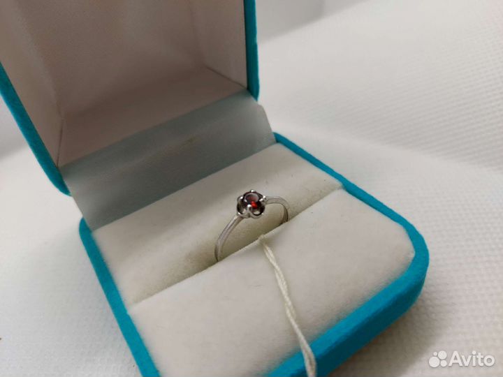 Серебряные кольца в ассортименте 15-15,5 размер
