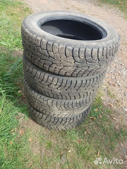 Hankook I'Pike RW11 215/60 R17 96T