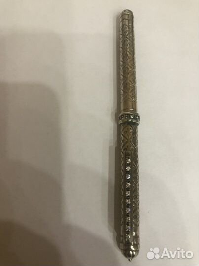 Нож для резки бумаги