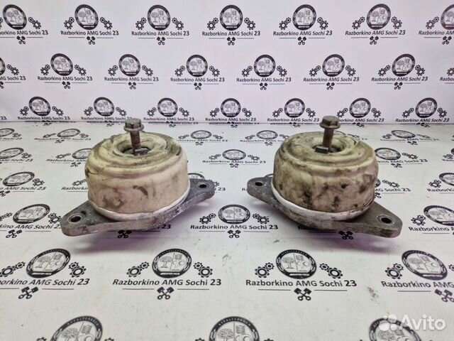 Подушка двигателя 4matic для Mercedes W221