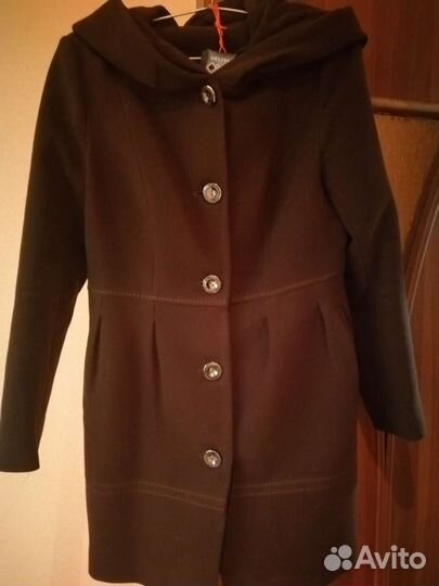Осенние пальтишко размер 46-48