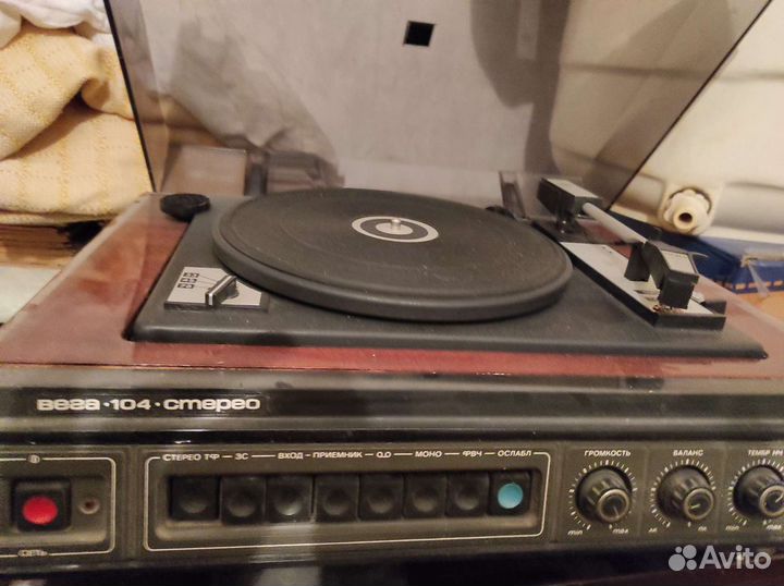 Виниловый проигрыватель вега