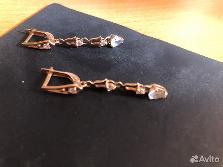 Золотые серьги