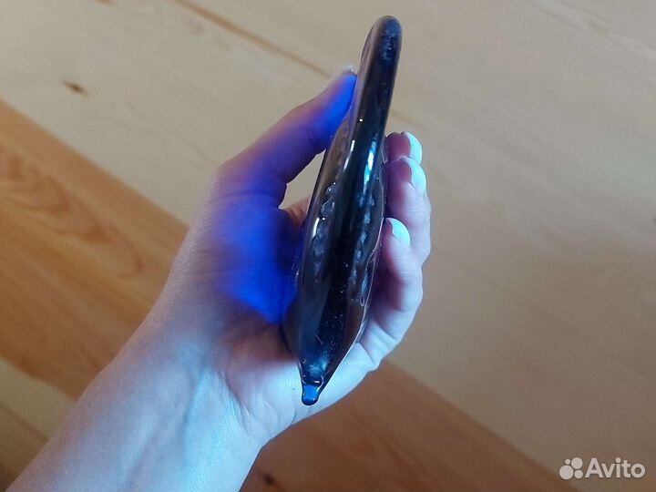 Скульптура из стекла синяя рыбка