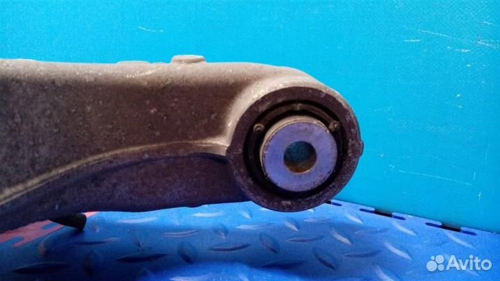 Рычаг задний H образный левый BMW 5-серия E60/E61