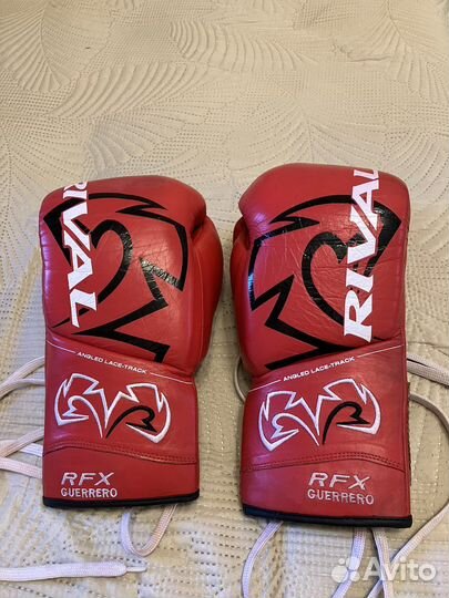 Боксерские перчатки rival