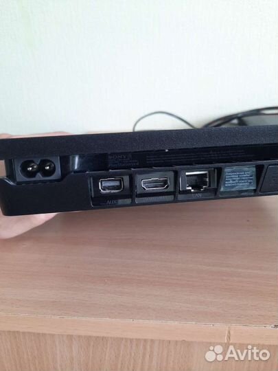 Sony PS4 slim