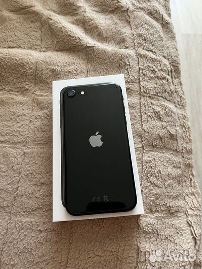 iPhone SE (2020), 128 ГБ