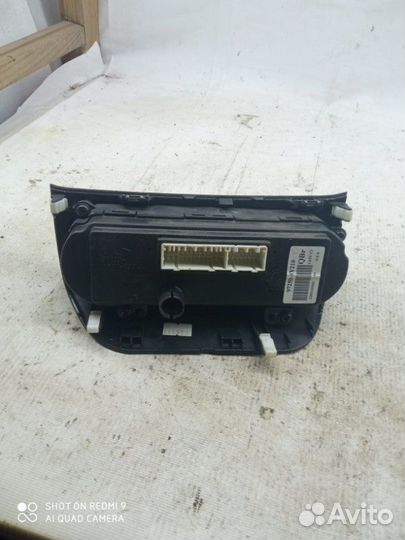 Блок управления климат-контролем Kia Rio 3