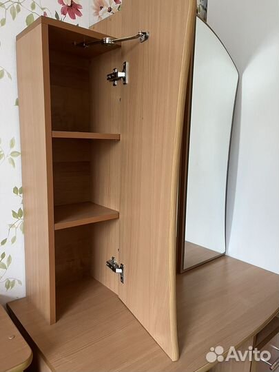 Трельяж с зеркалом