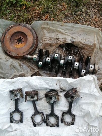 Моховик, шатуны, каленвал 406