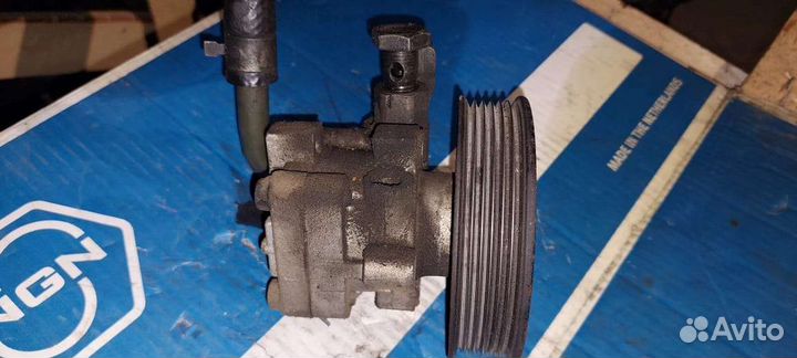 Насос гур Kia Sportage D4EA