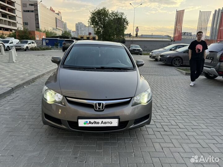 Honda Civic 1.8 AT, 2007, 259 699 км