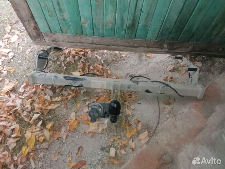 Фаркоп с розеткой рено логан