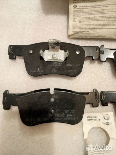 BMW 1/2 F-series Колодки тормозные передние