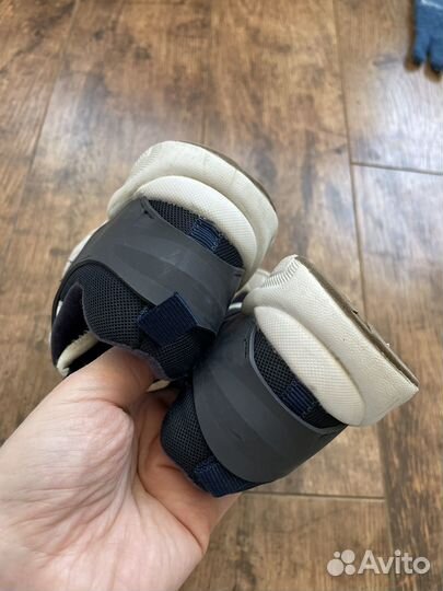 Кроссовки детские 33-34