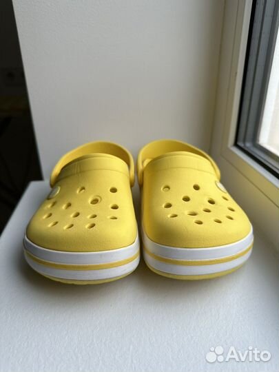 Crocs j1