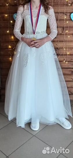 Продам платье