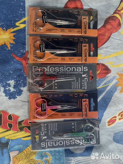 Маникюрные ножницы