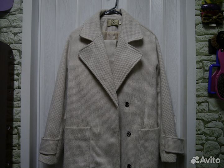 Пальто демисезон в составе шерсть