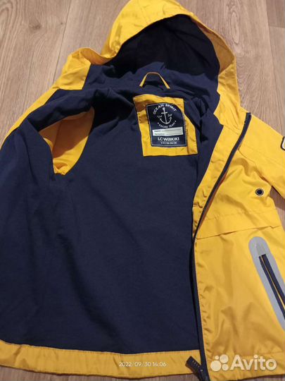 Ветровка на мальчика в идеальном состоянии