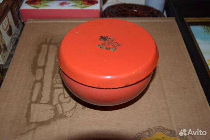 Чугунок эмалированный с крышкой 0,5 л СССР