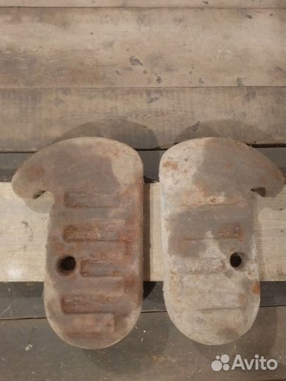 Передний противовес на трактор