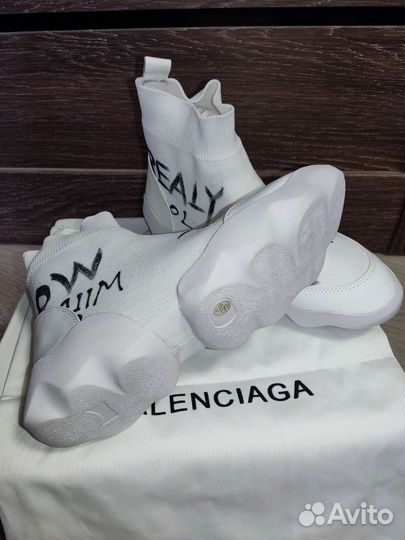 Новые Balenciaga 37р