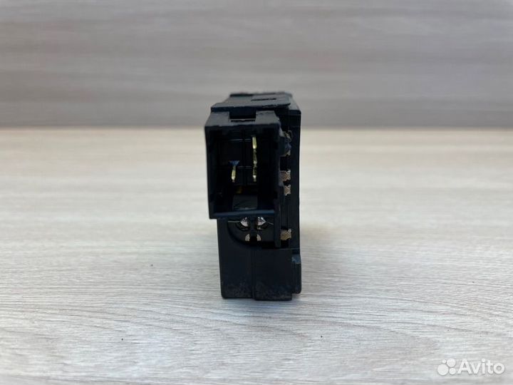 Кнопка корректора фар LADA X-Ray