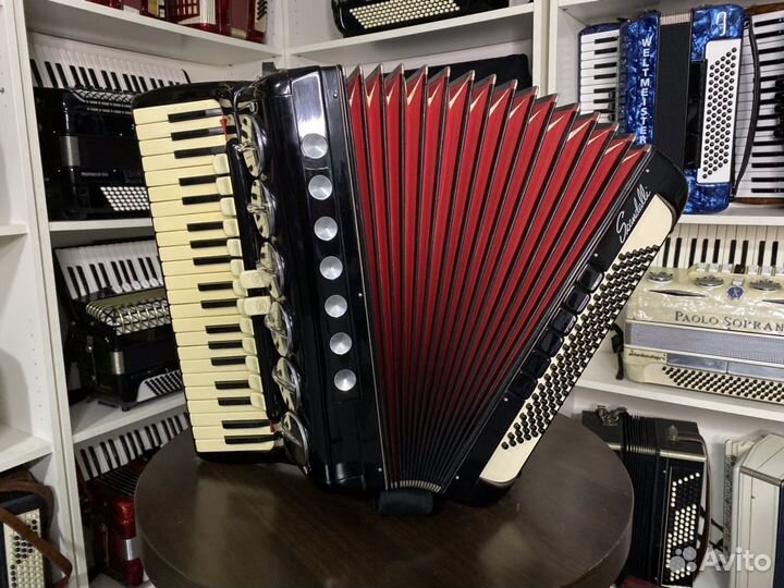 Аккордеон Scandalli Brevetto