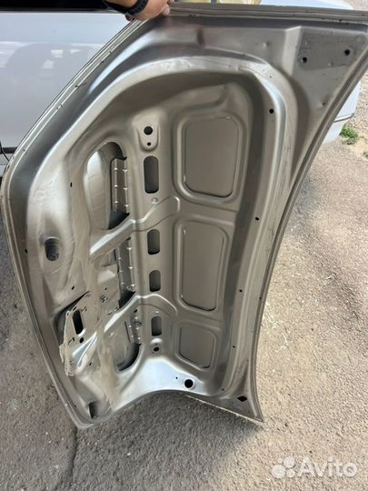 Крышка багажника задняя Ford Mondeo 3 седан 1 2003